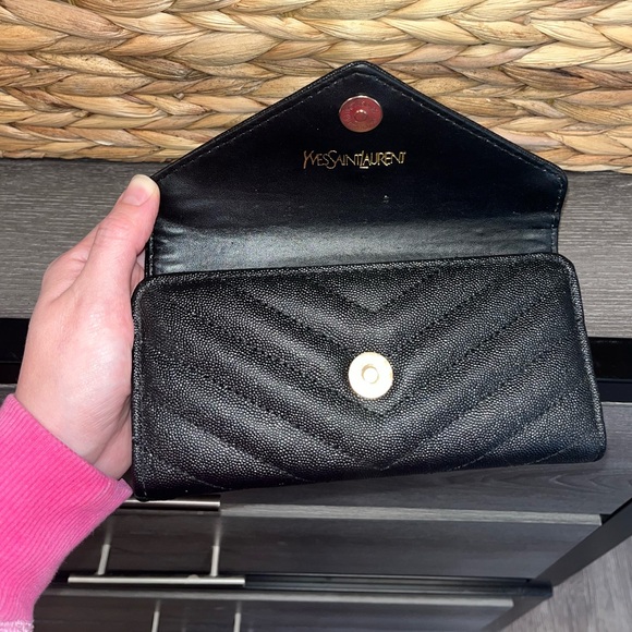 Black & Gold Monogram Flap Chevron Large Envelope Wallet Leather Card Holder - Picture 6 of 9